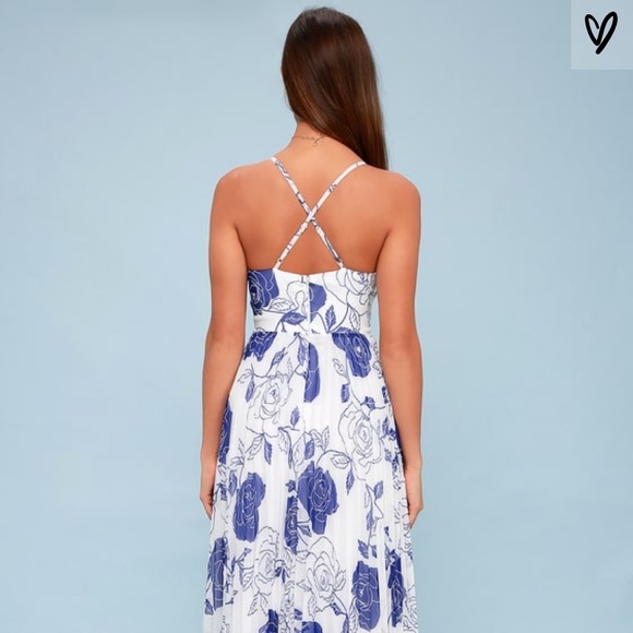 Dress - Picture 3 of 7